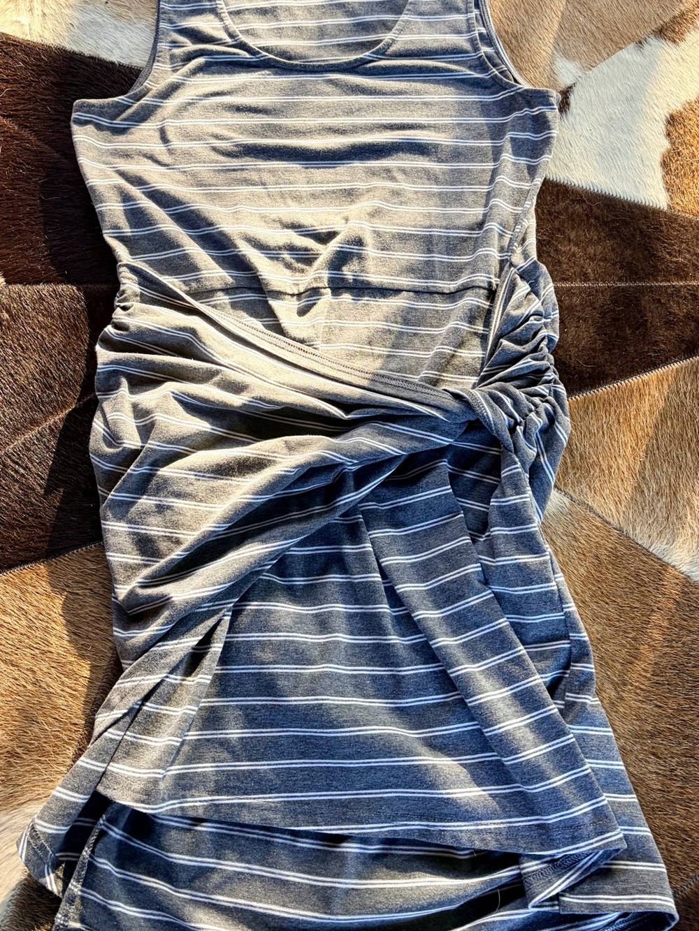 Doe & Rae Striped Sleeveless Knot-Detail Women's Dress - Gray